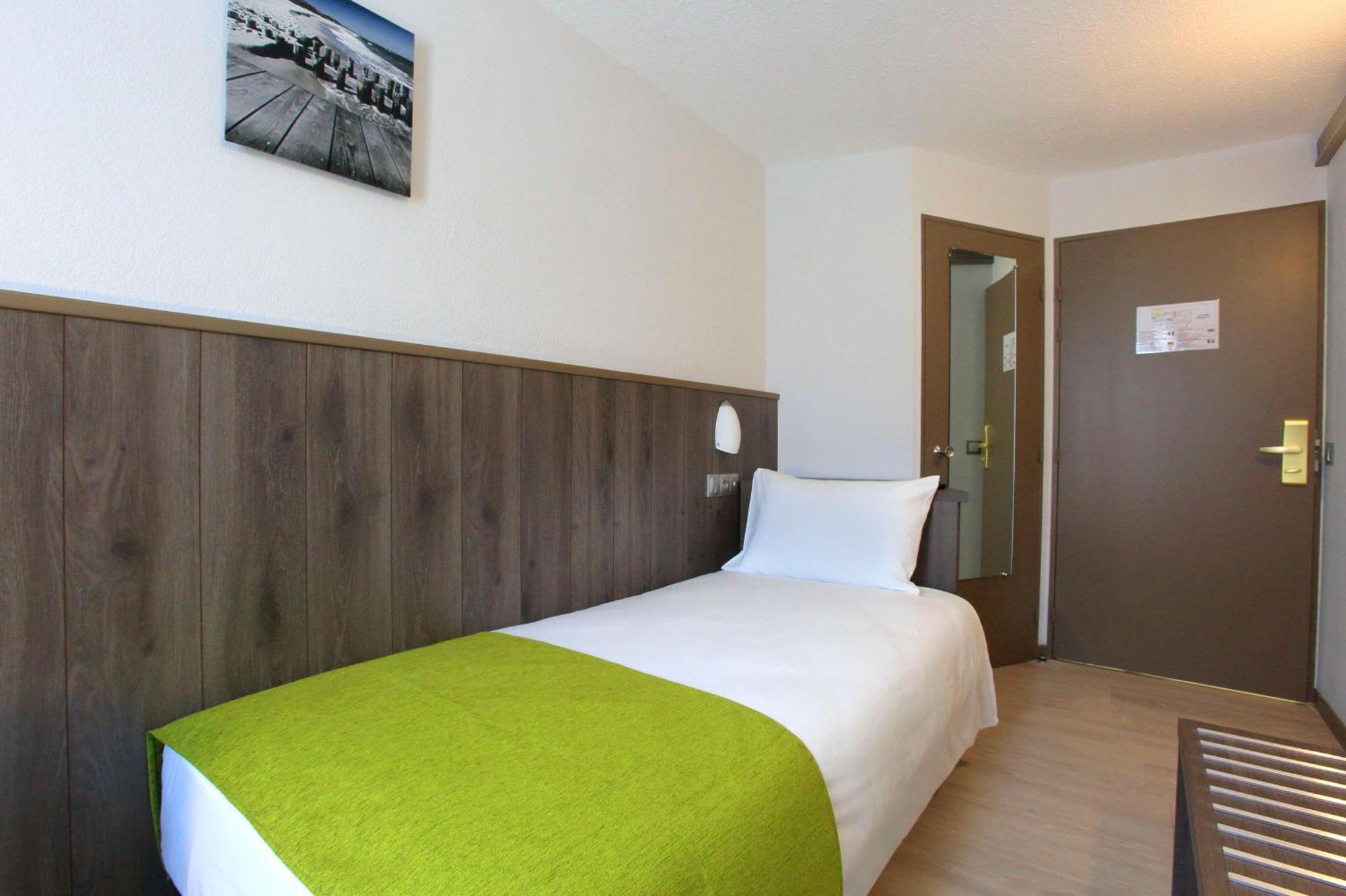 Brit Hotel Calais Ngoại thất bức ảnh